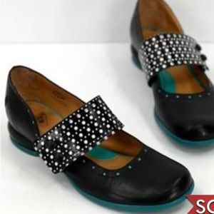 JOHN FLUEVOG Shoes Womens 11 Black White Fellowship Cleo Buttoned Dot Mary Jane